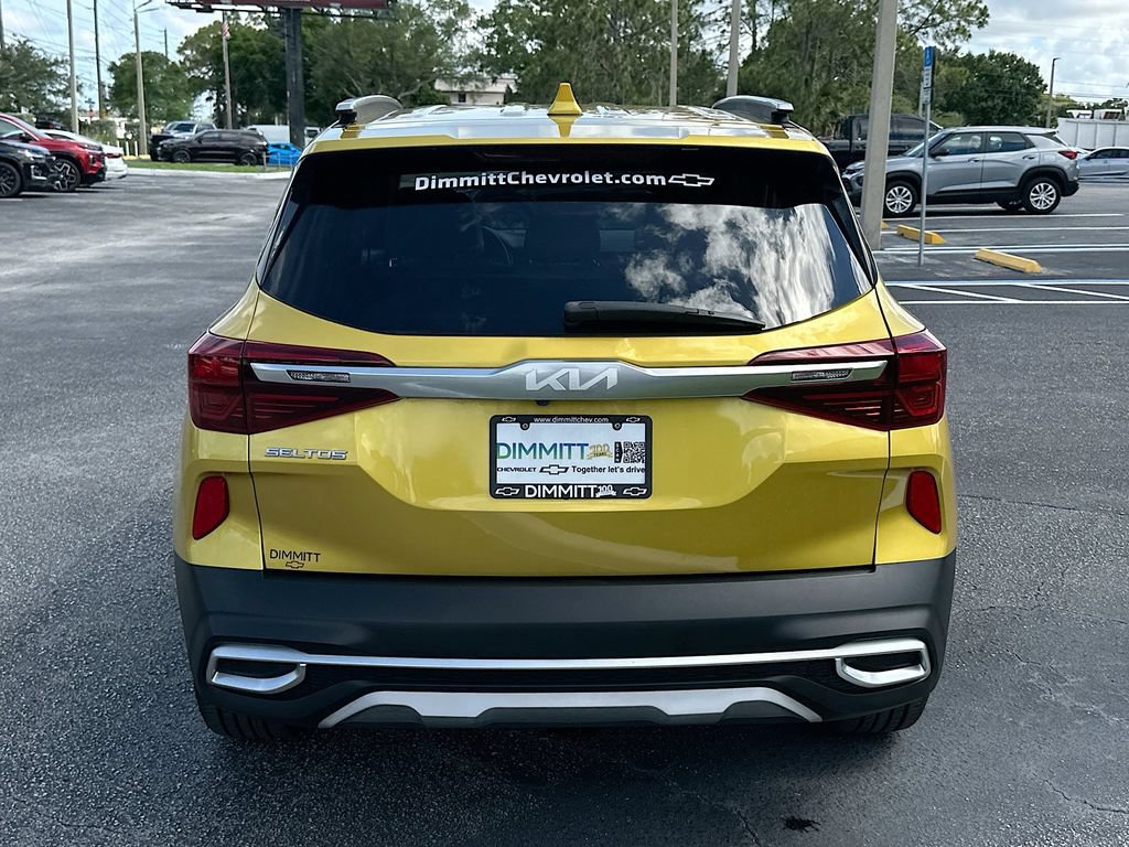 Used 2023 Kia Seltos SX w/ SX Sunroof Package AWD/4WD image 6