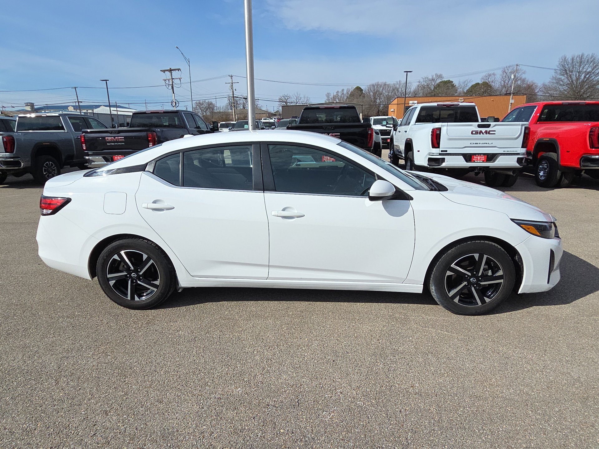 Used 2024 Nissan Sentra SV image 9