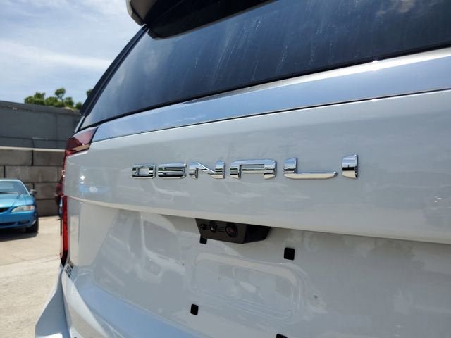 New 2026 GMC Yukon XL Denali w/ Denali Reserve Package AWD/4WD image 9