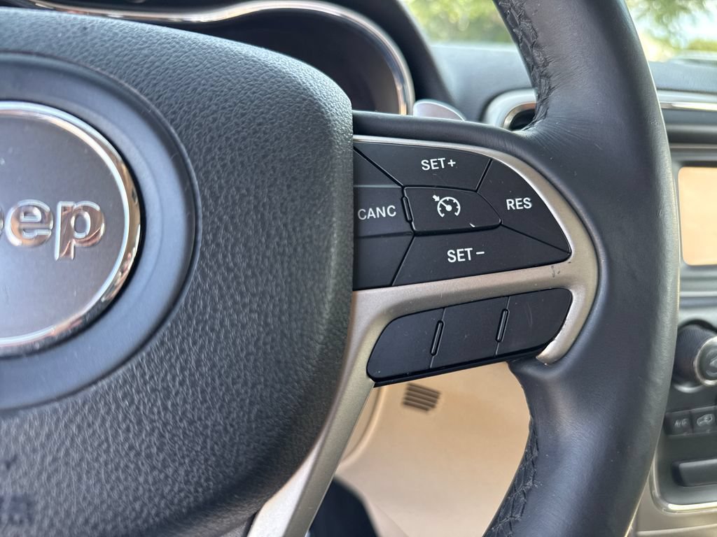 Used 2014 Jeep Grand Cherokee Laredo w/ Quick Order Package 23E RWD image 14