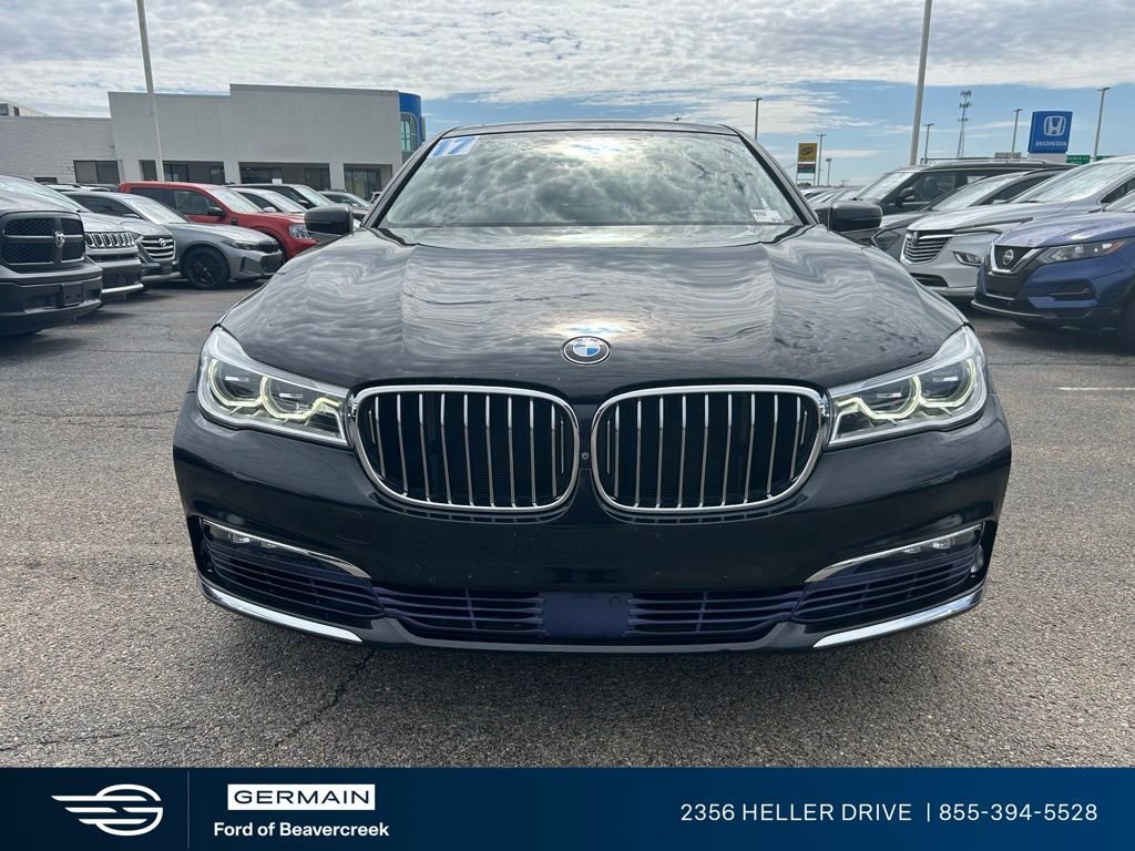 Used 2017 BMW 750i xDrive AWD/4WD image 3