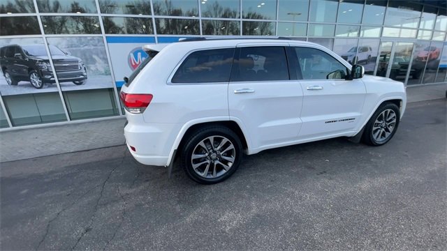 Used 2018 Jeep Grand Cherokee Overland image 8