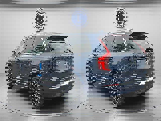 New 2026 Volvo XC90 B6 Ultra image 3