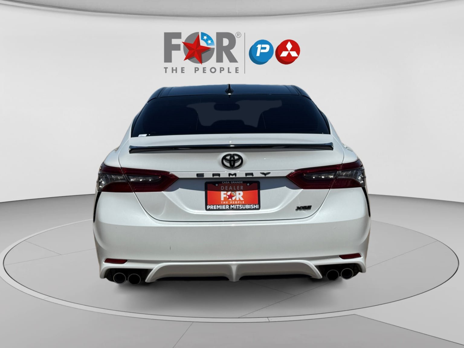 Used 2024 Toyota Camry XSE FWD image 4