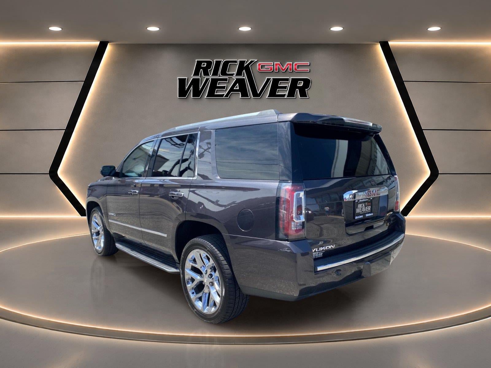 Used 2017 GMC Yukon Denali w/ Open Road Package AWD/4WD image 5