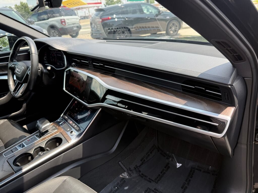 Used 2022 Audi A6 2.0T Premium w/ Black Optic Sport Package AWD/4WD image 31