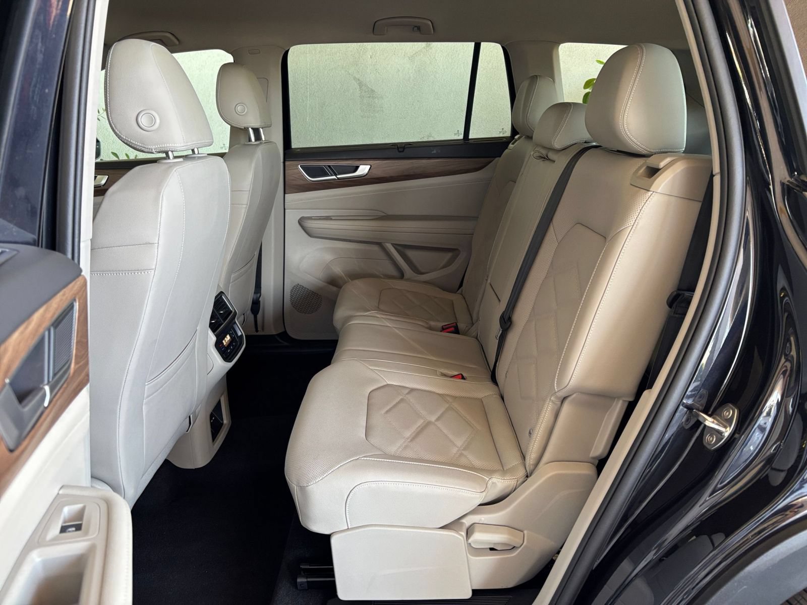 Used 2026 Volkswagen Atlas SE FWD image 28