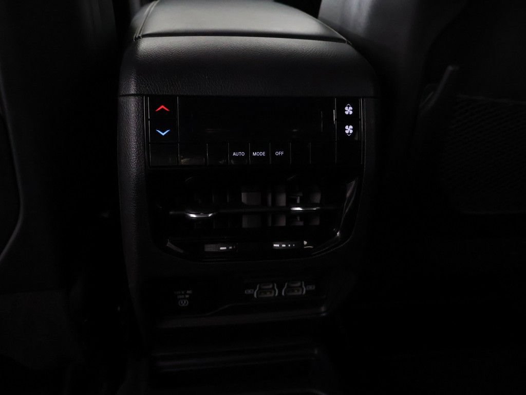 Used 2023 Jeep Grand Cherokee L Laredo AWD/4WD image 47