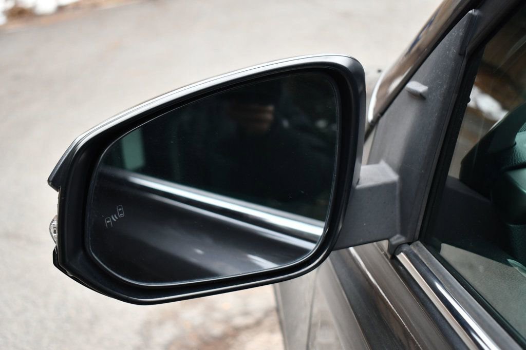 Used 2018 Toyota RAV4 XLE w/ Plus Extra Value Package image 47