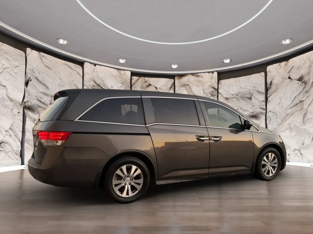 Used 2014 Honda Odyssey EX-L image 2