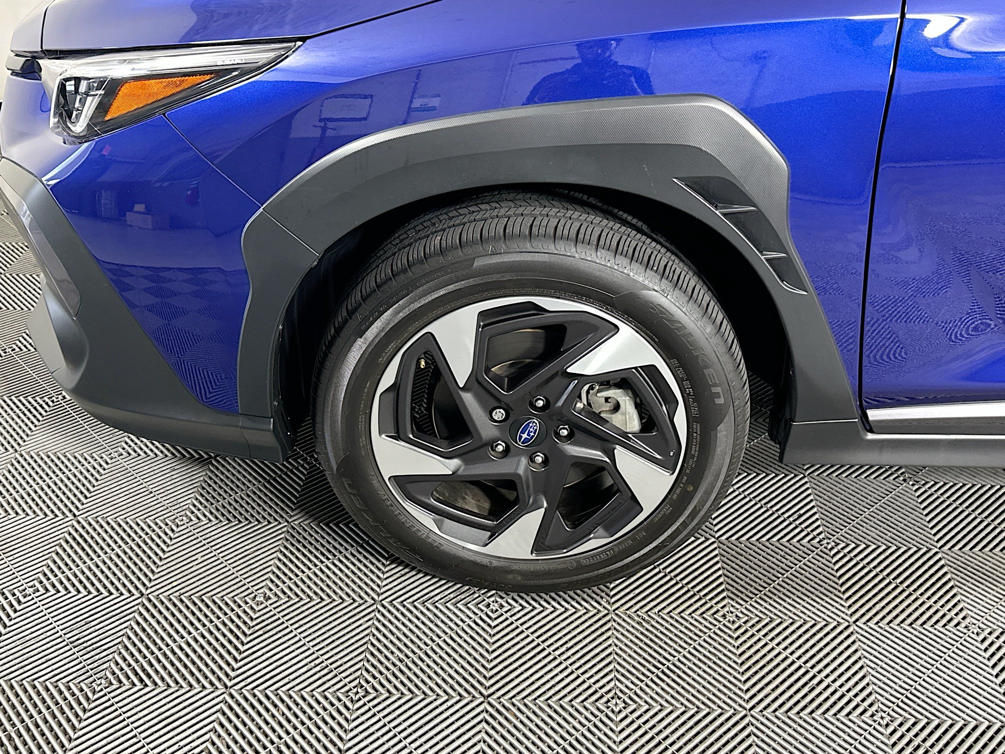 Used 2025 Subaru Crosstrek 2.5i Limited AWD/4WD image 11