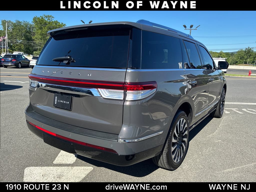 Certified 2024 Lincoln Navigator Black Label AWD/4WD image 8