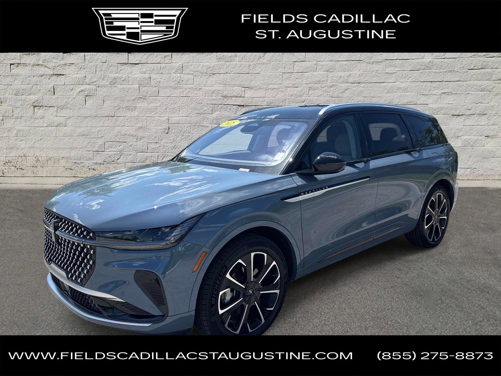 Used 2025 Lincoln Nautilus Reserve AWD/4WD image 1