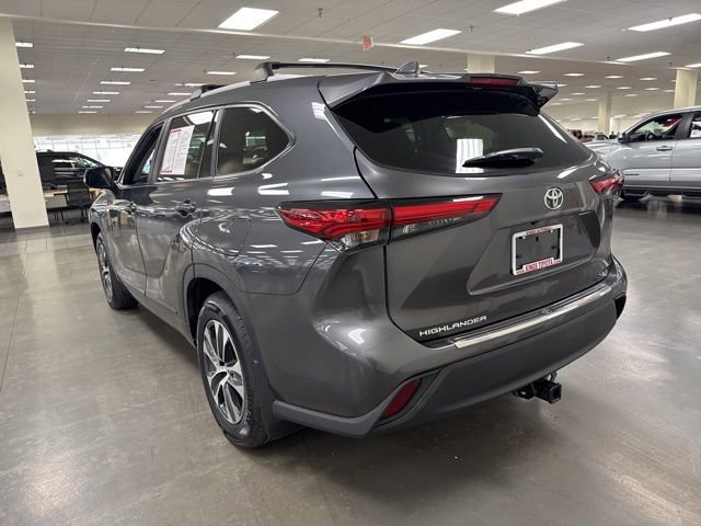 Used 2023 Toyota Highlander XLE w/ Protection Package #3 (TMS) image 5