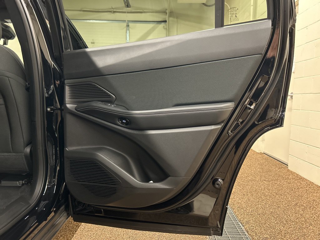 New 2026 Jeep Cherokee Laredo AWD/4WD image 17
