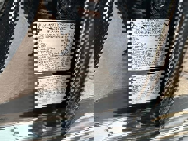 Used 2023 GMC Sierra 1500 AT4 w/ Technology Package image 30