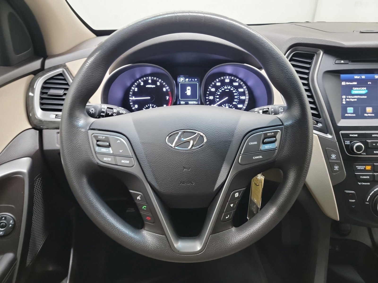 Used 2017 Hyundai Santa Fe Sport image 17