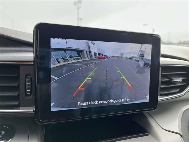 Used 2022 Ford Explorer XLT w/ Equipment Group 202A image 20