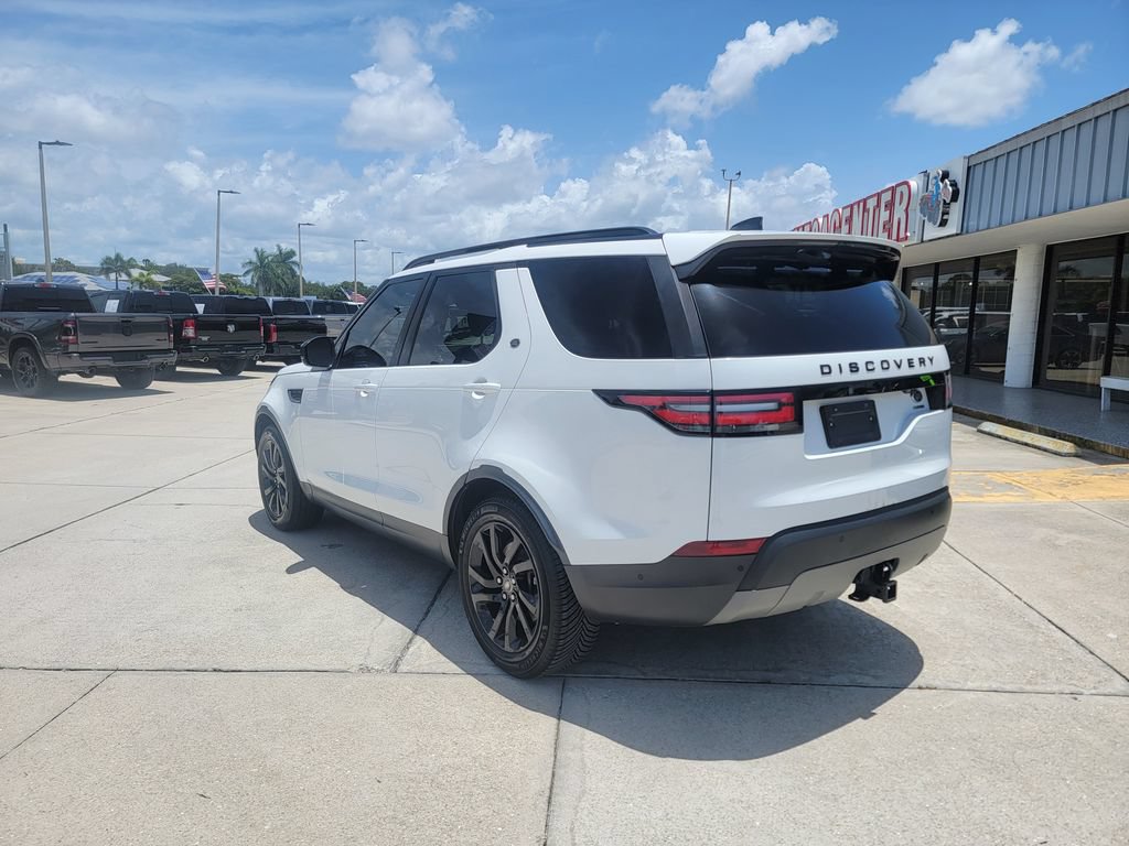 Used 2020 Land Rover Discovery HSE AWD/4WD image 3