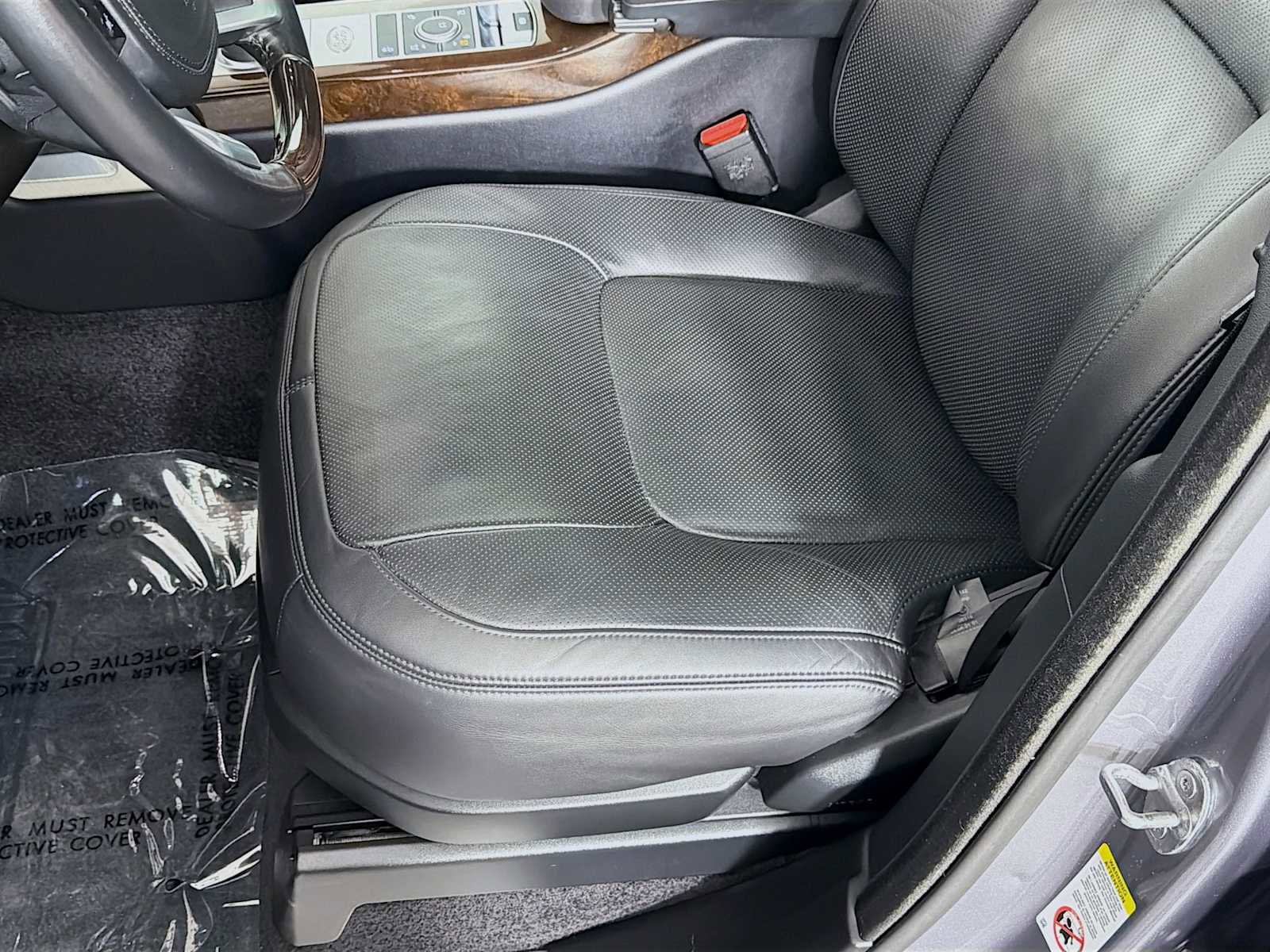 Used 2022 Land Rover Range Rover P525 Westminster Edition image 21