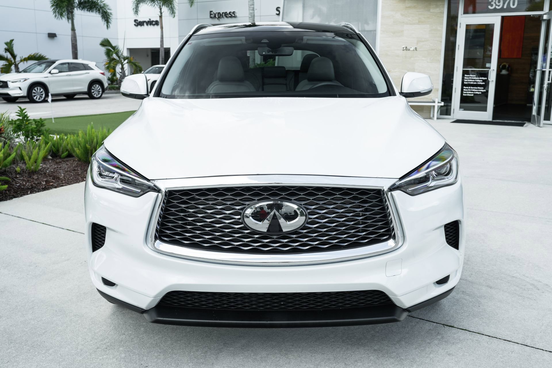 Used 2025 INFINITI QX50 Luxe image 3
