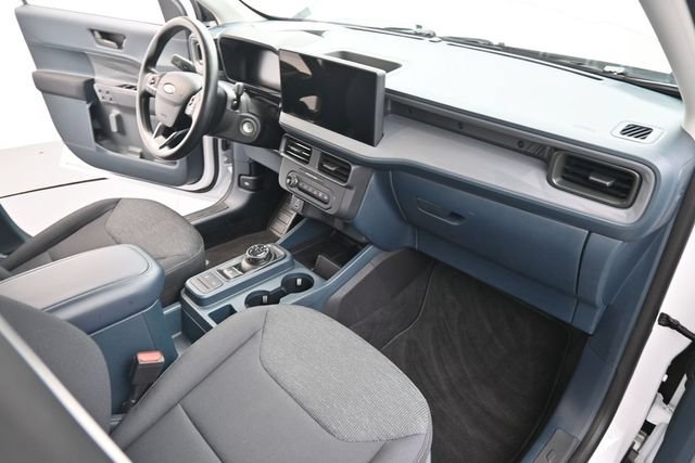 Used 2025 Ford Maverick XL w/ Equipment Group 102A AWD/4WD image 31