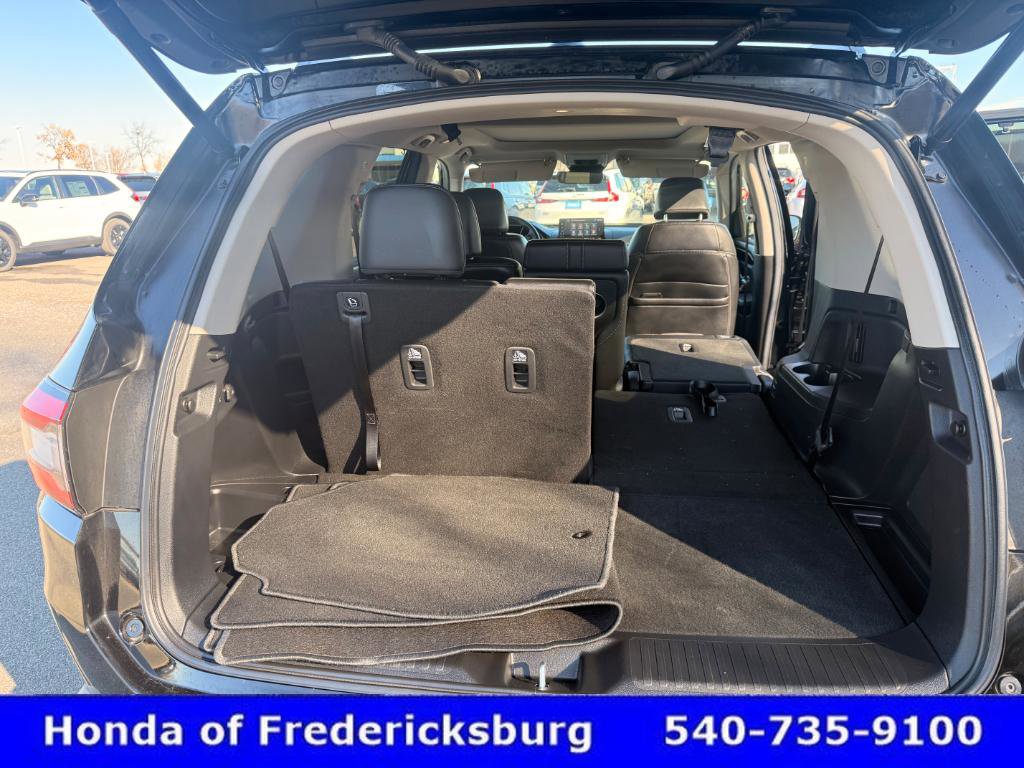 Certified 2025 Honda Pilot Touring image 33