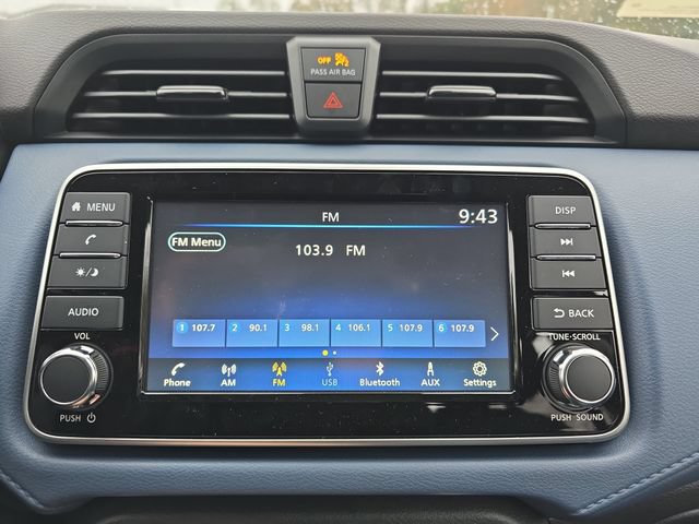 New 2025 Nissan Versa SV w/ Trunk Package FWD image 21