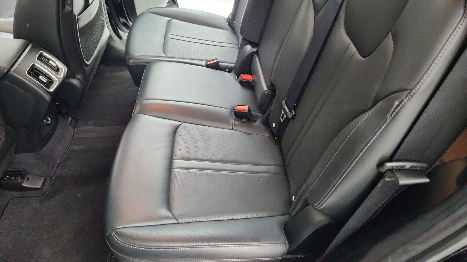Used 2025 Kia Sorento S AWD/4WD image 28