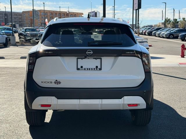 New 2026 Nissan Kicks SV w/ SV Premium Package FWD image 5