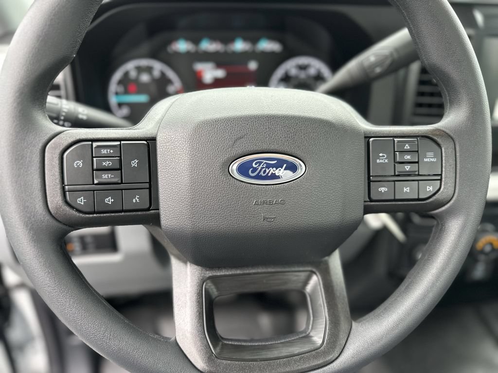 New 2025 Ford F250 XL RWD image 21