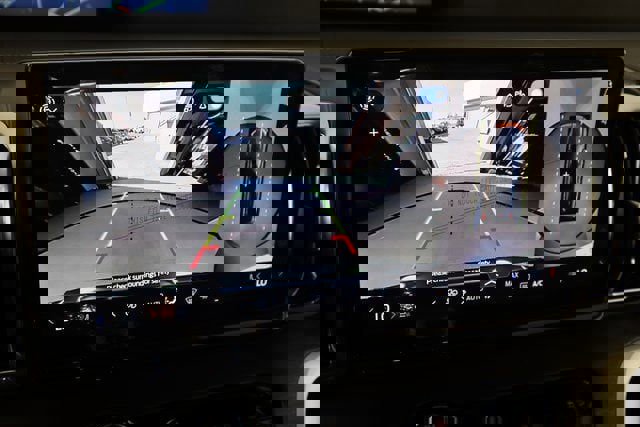 New 2025 Ford Expedition Platinum w/ Driver's Package image 32