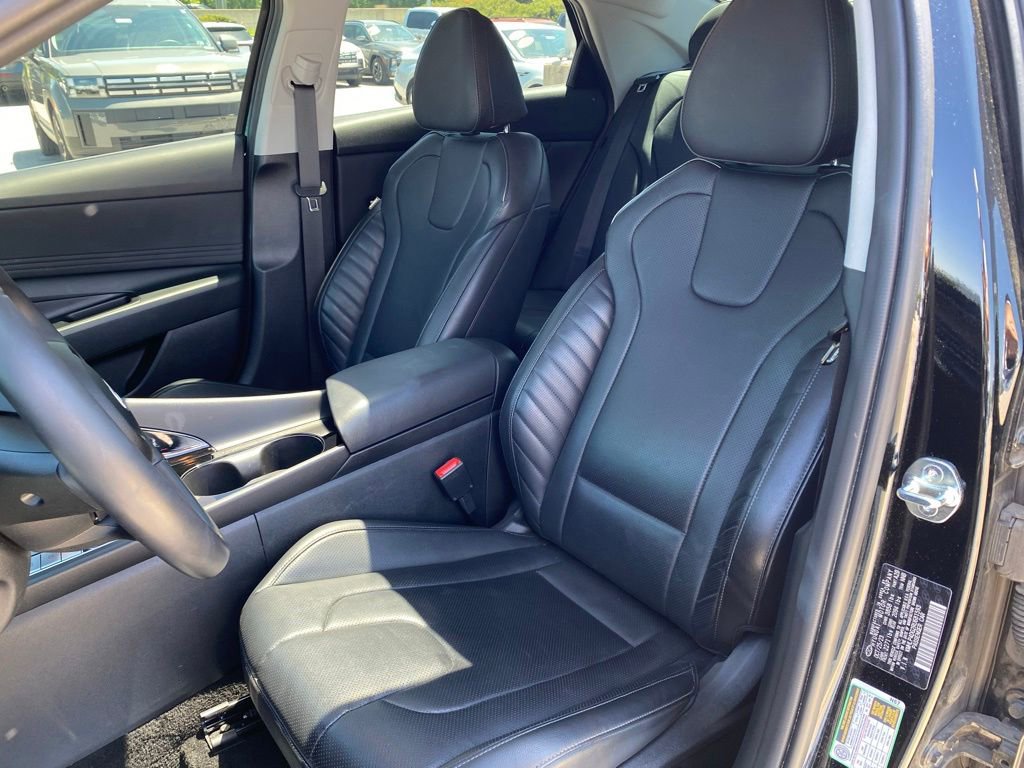 Used 2024 Hyundai Elantra Limited FWD image 22