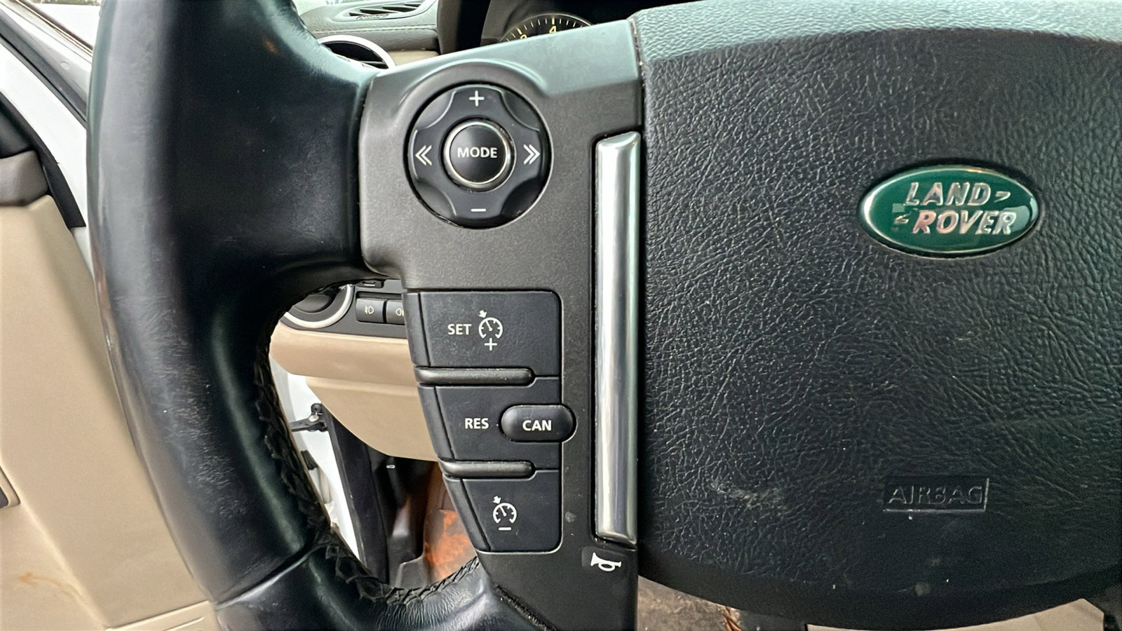 Used 2012 Land Rover LR4 HSE LUX image 29