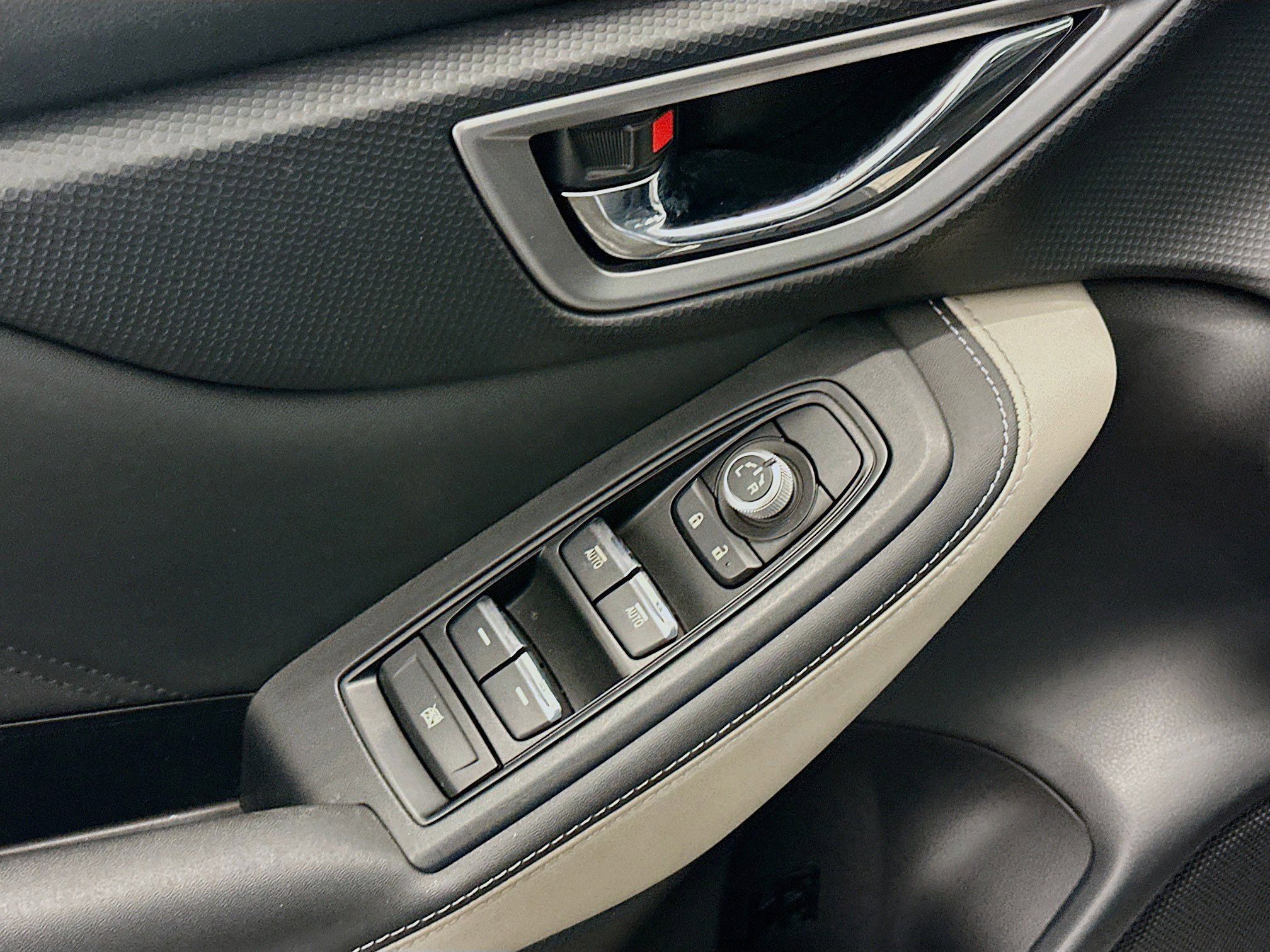 Used 2023 Subaru Forester Limited image 15