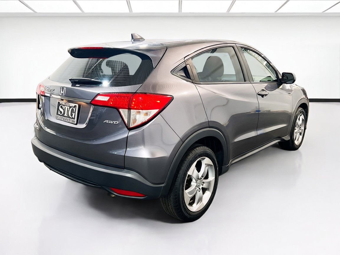 Used 2021 Honda HR-V LX image 4
