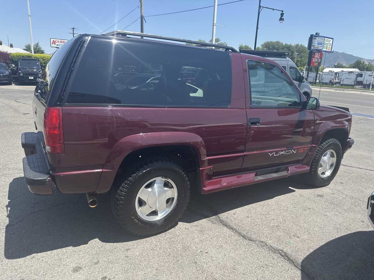 Used 1994 GMC Yukon 4WD 2-Door image 5
