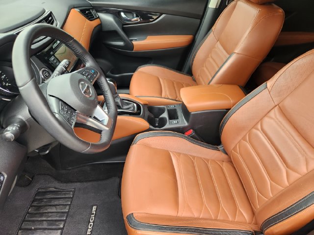 Used 2018 Nissan Rogue SL w/ Premium Package FWD image 14