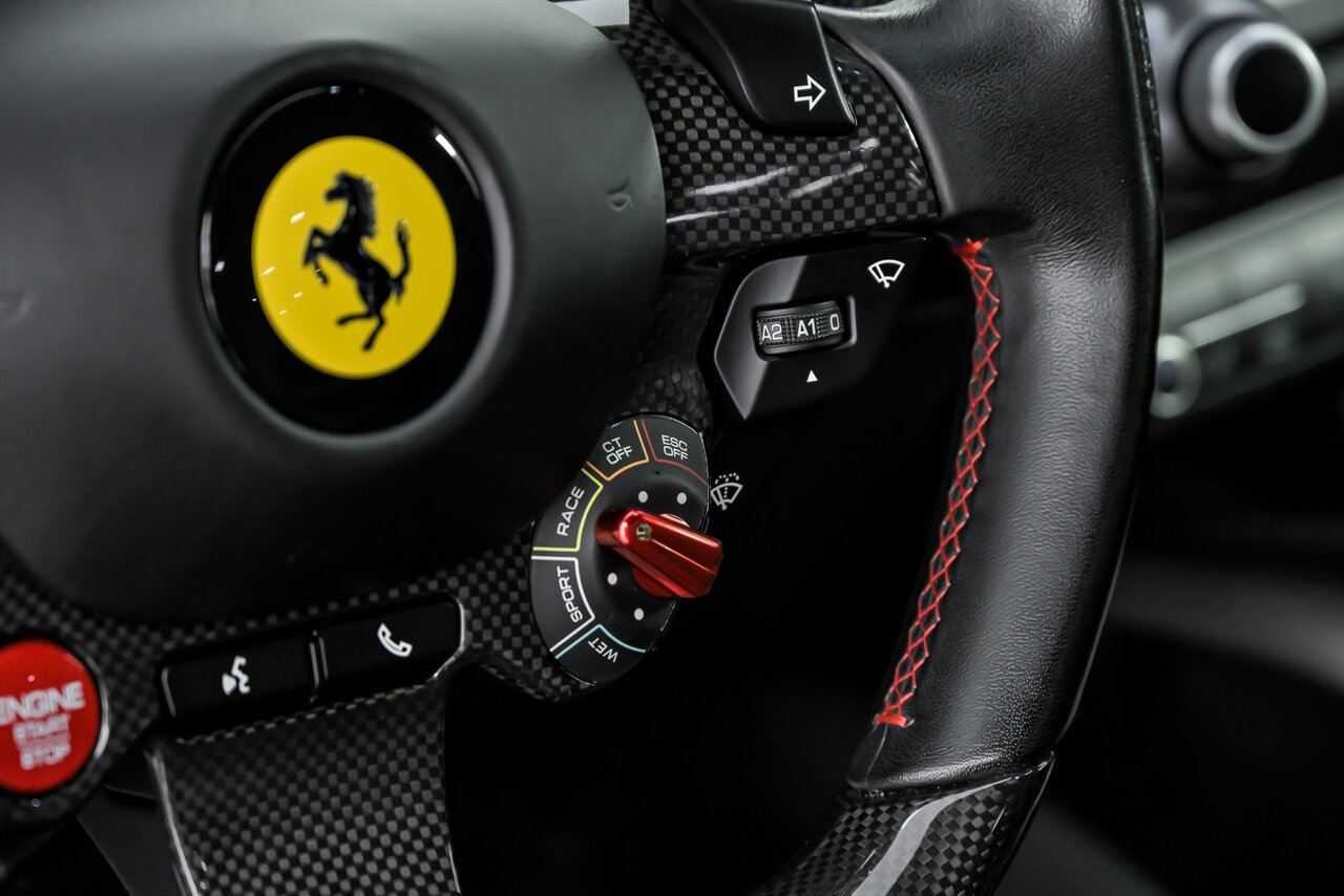 Used 2018 Ferrari 812 Superfast RWD image 26