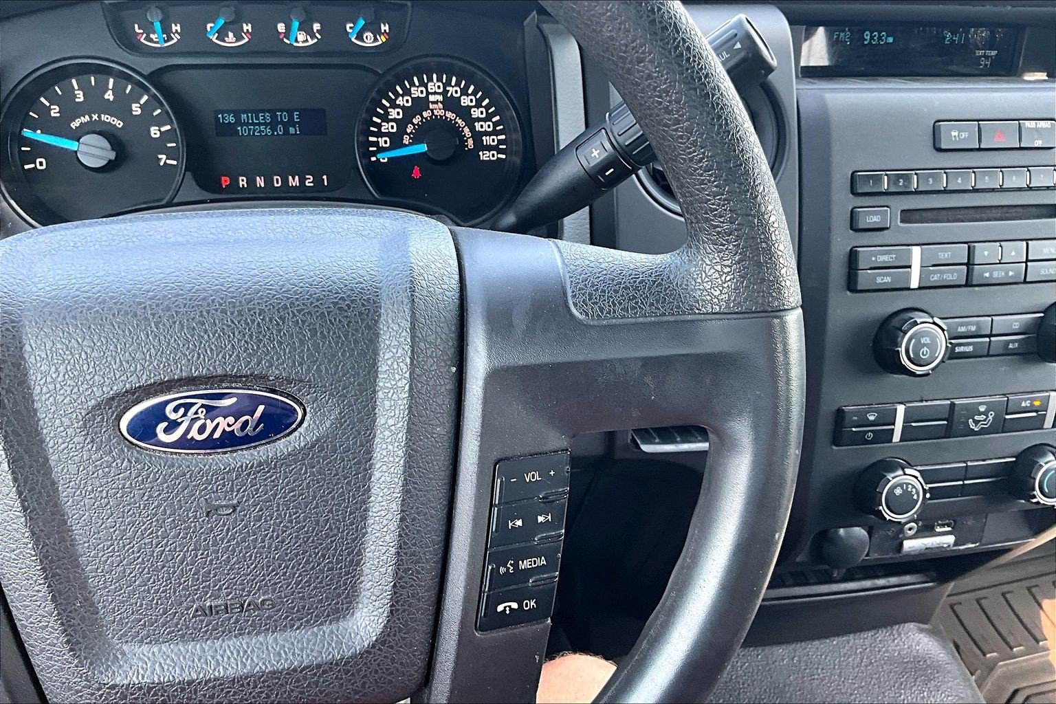 Used 2013 Ford F150 XL w/ Mid Equipment Group RWD image 21