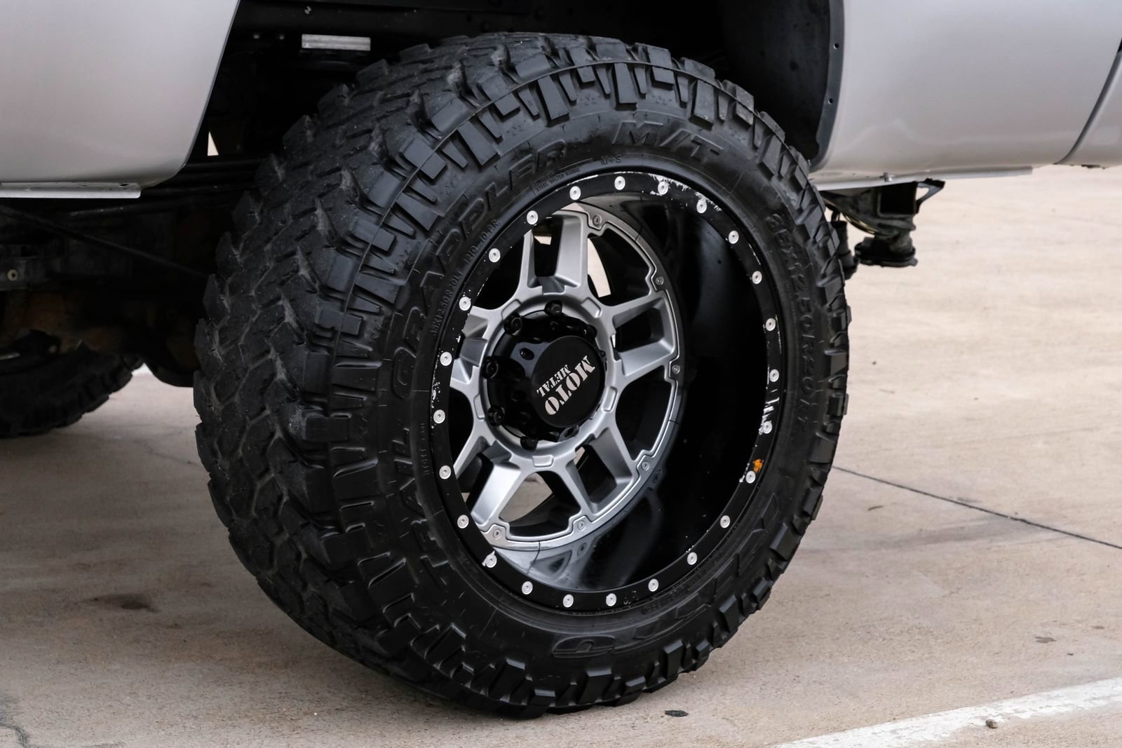 Used 2016 Ford F250 Platinum w/ FX4 Off-Road Package AWD/4WD image 55