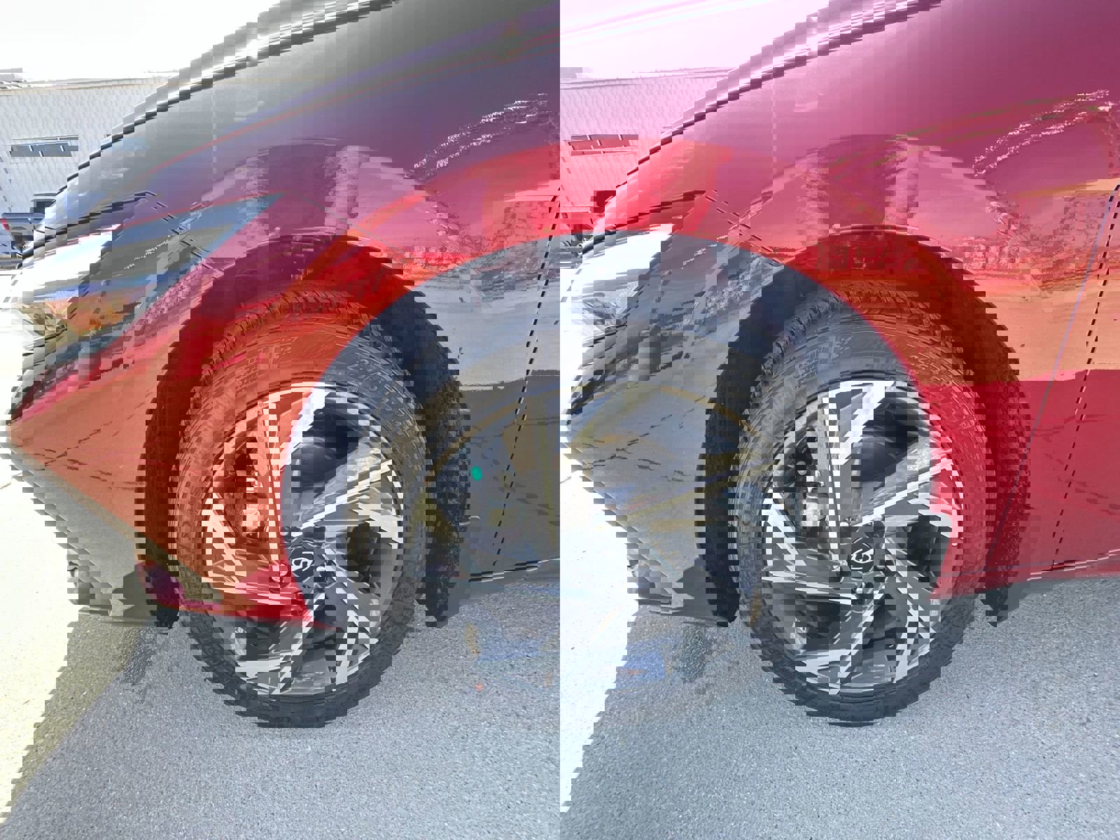 Used 2025 Hyundai Elantra Sport image 31