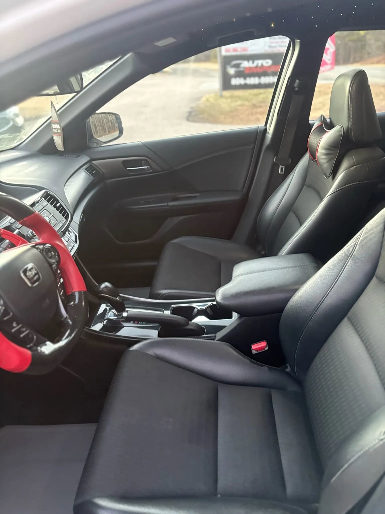 Used 2017 Honda Accord Sport image 26