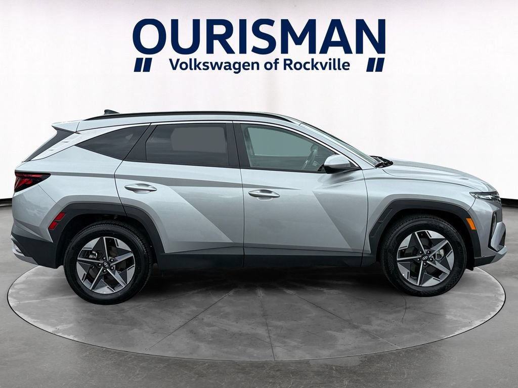 Used 2025 Hyundai Tucson SEL FWD image 7