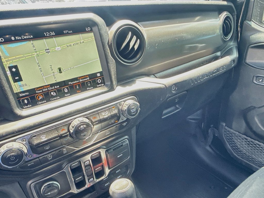 Certified 2022 Jeep Wrangler Unlimited Sport w/ Sun And Sound Package AWD/4WD image 27