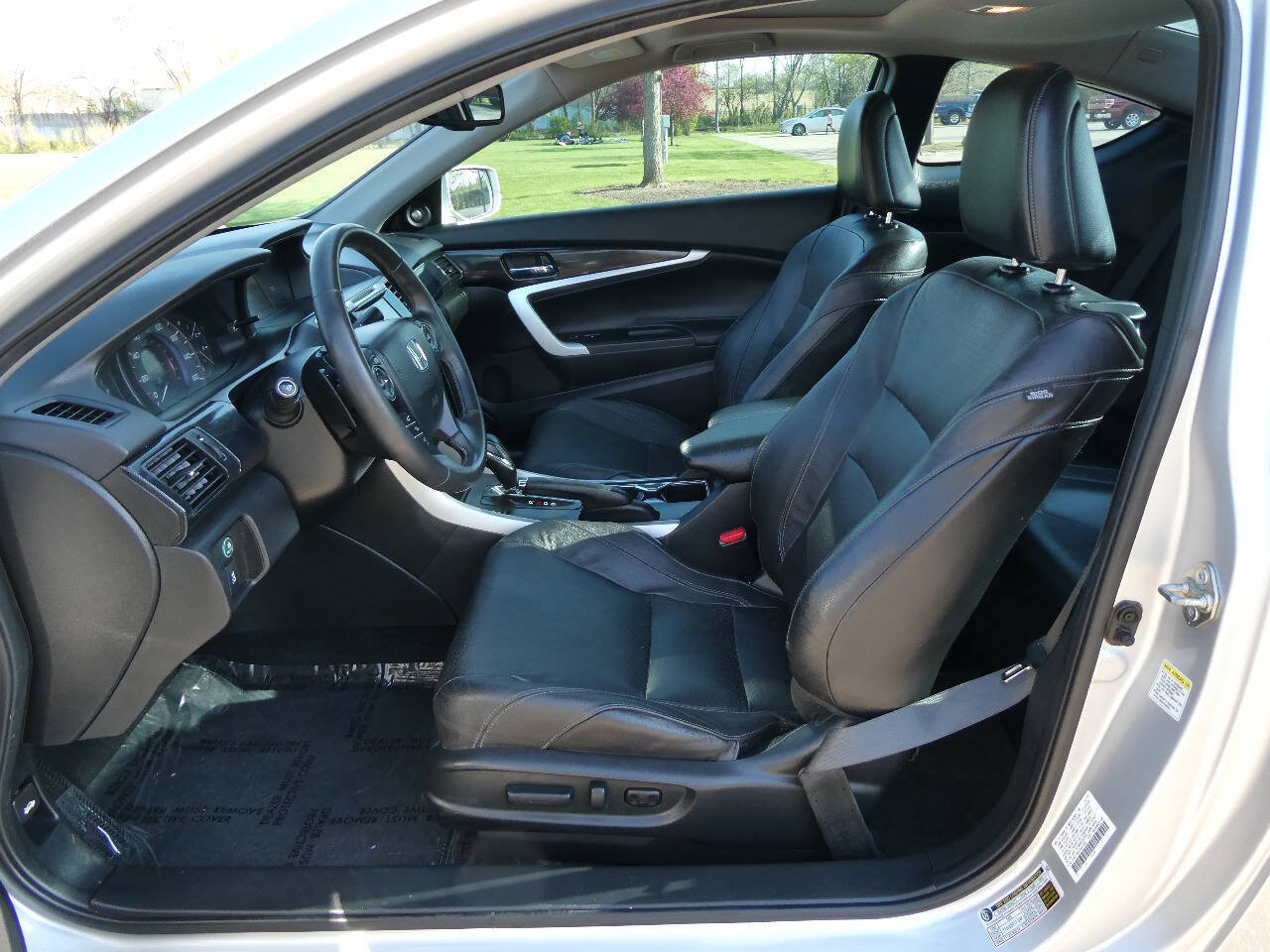 Used 2015 Honda Accord EX-L image 9