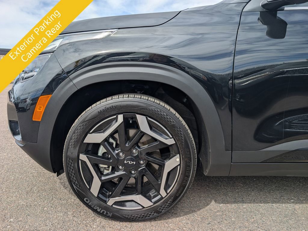 Certified 2025 Kia Seltos SX w/ SX Sunroof Package AWD/4WD image 12
