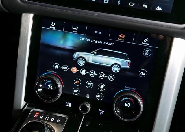 Used 2020 Land Rover Range Rover HSE image 16
