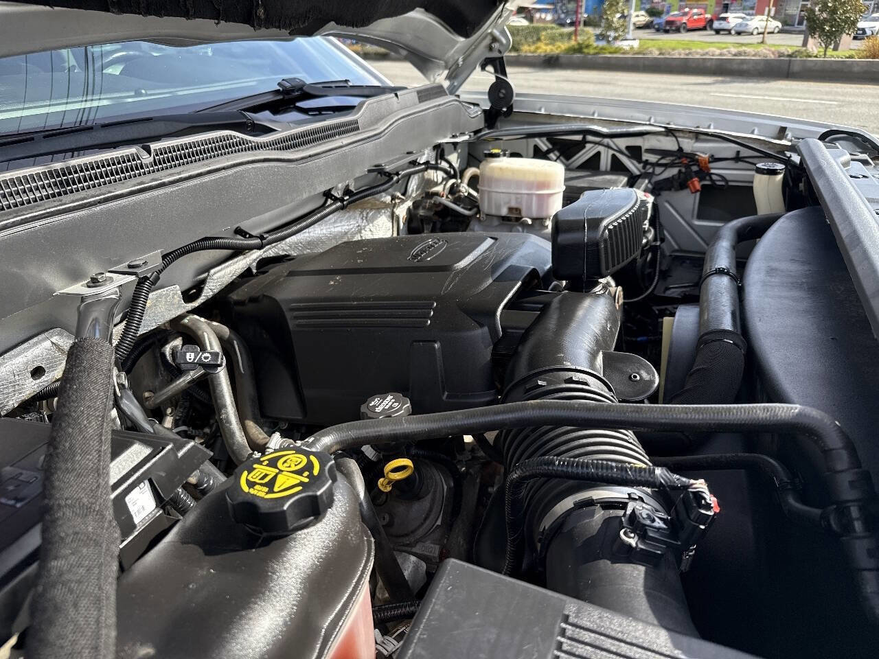 Used 2018 Chevrolet Silverado 3500 LT AWD/4WD image 18