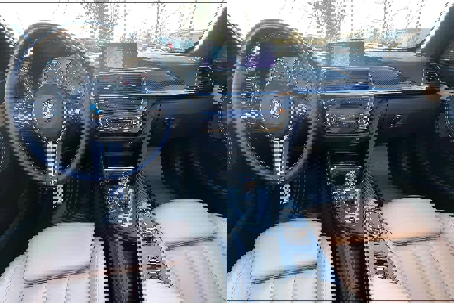 Used 2018 BMW M4 Convertible w/ Competition Package image 14